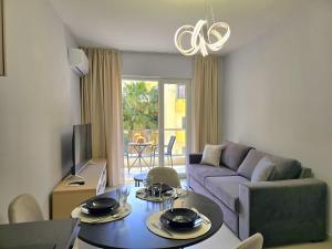 Happy Stay Apartment by the Sea 093