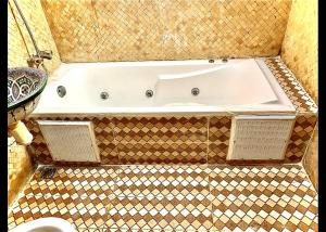 Riad Zineb trois piscines, jacuzzi, parking gratuit