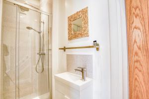 Spacious City Center 2 Bed Apartment Free Wifi