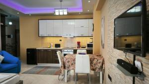 Promenade Beach Studio Apartment