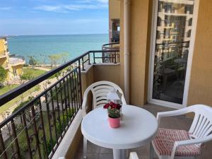 The Royal Bay Hideaway Studio