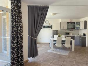 The Royal Bay Hideaway Studio