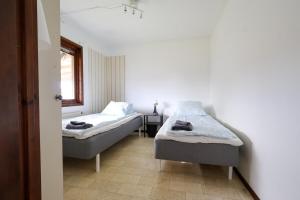 Workers House Near Volvo