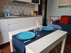 Blue Retreat Modern Apartment near M4 Milan