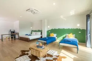 De Blue Door, Hatyai - Suan Lang