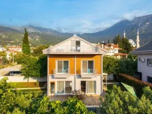 Oludeniz Plajina Yakin 3 Yatak Odali Villa - Ovacik