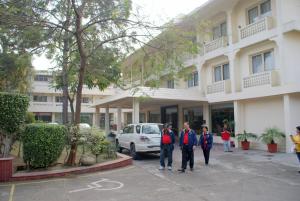 Ritz Plaza