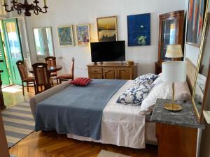 studio s balkonom 10 metara od mora