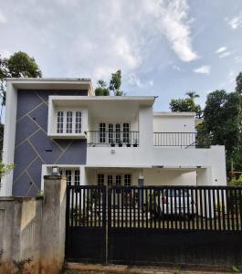 Parthees Homestay