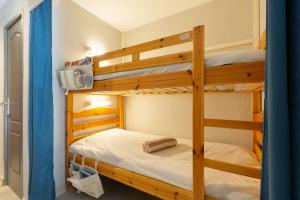 Studio 24 m2 - Classé 2 étoiles - LA MONGIE TOURMALET - Pied des Pistes - Balcon Plein Sud - Parking Public