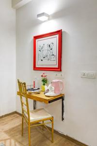 Wedlock Hotel Near Artemis Hospital