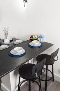 1st Floor Flat by Reading Centre Perfect for Contractors and Long-Term Stays