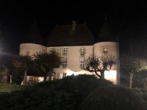 Maisons de vacances Gite chez mary au domaine du chateau de ragny : photos des chambres