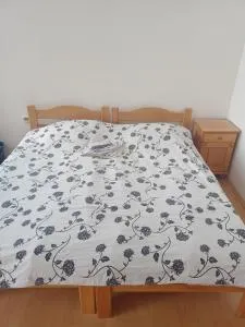 Slavica S 2 - Bukorovac