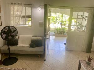 West Coast 1 Bedroom Apartment 66 - Close to beach