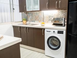 Beautiful flat perfectly located by beach and city