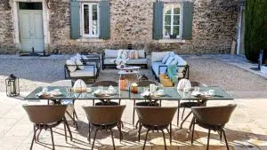 La Cour Des Sens - Lagnes