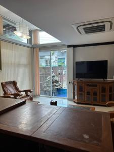 Spacious and cozy Thai House