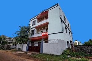 Hotel O Rabi Niwas
