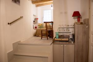 Miraglia 28 apartment