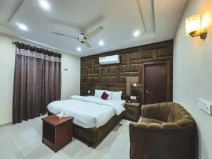 Hotel Luxury Express - Multan