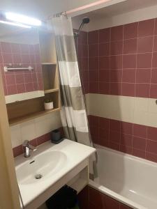 Appartements Superbe appartement Les Jardins du Lac : photos des chambres