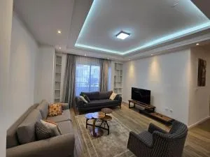 Luxury 3BR Apt, 5min Airport - ADD