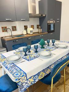 Casa Miseno, independent apartment near Metro B