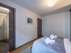 Chamonix : Appartement moderne 4 pers, proche gare et pistes, avec WiFi et parking - FR-1-343-255