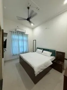 Shree shyam pay at hotel - Khātu