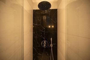 Luxury Montaigne