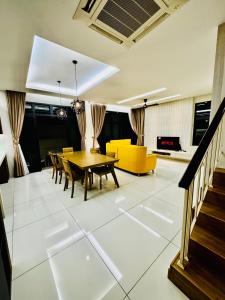 Private Pool Villa Near Batu Ferringhi Beach