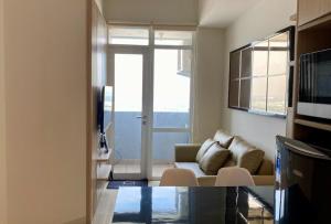 Vasanta Innopark 1BR with Sky View by Damaresa