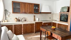 Sul lago Appartamenti Casa Del Lago con Piscina Acqua Salata