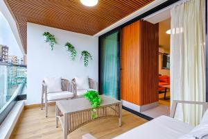 Luxury 2BR City Center Condo