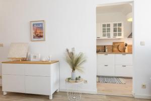 Charming one-bedroom apartment in the center of Ostend T115