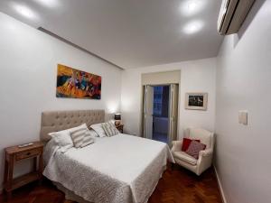 Apartamento SOL -1 quadra da PRAIA IPANEMA