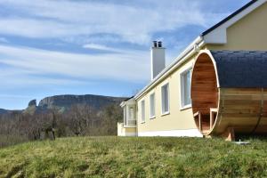 Mountain View Cottage