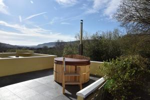 Mountain View Cottage