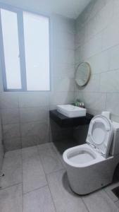 Sky Trees 2 Guests with Nflix Private Car Park High Floor B22B