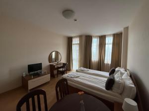 PM Services Flora Apartments