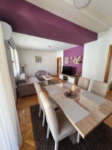 Ls Apartment