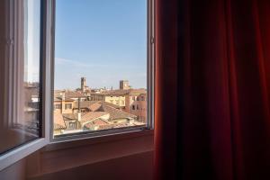 House of Lovers - Magnificent View in the Heart of Bologna