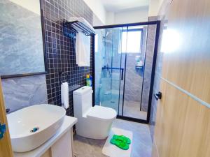 executive living two bedroom apartment with fully equipped gym heated swimming pool private parking space, child playground area and amazing scenic views