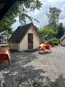 Vakantiepark t Urkerbos - Kabouterhuisje
