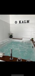 Suite détente avec SPA et kitchenette proche de Cassis et Marseille