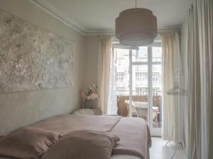 Artsy & Bright - Scandinavian Apartment