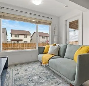 2 Bedroom walkout basement suite - High River