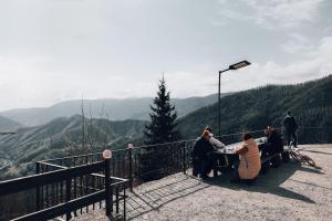 Pensiunea Fântâniţa Haiducului