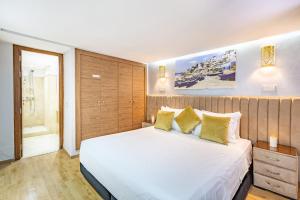 Royal Deluxe Gold - Marrakech, Luxe Pool View